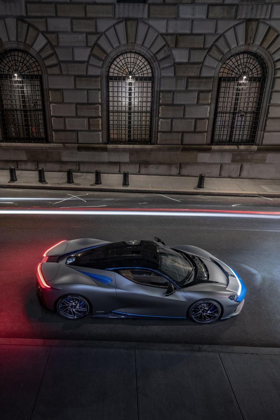  Pininfarina Battista 2019 года  (фото 28 из 55)